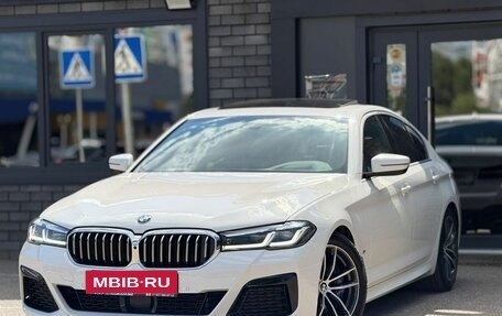 BMW 5 серия, 2021 год, 4 890 000 рублей, 3 фотография