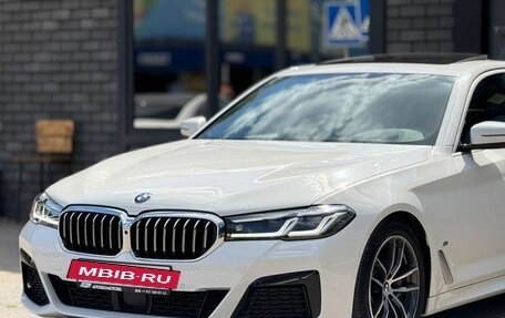 BMW 5 серия, 2021 год, 4 890 000 рублей, 5 фотография