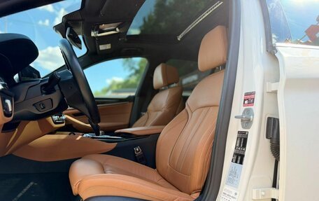 BMW 5 серия, 2021 год, 4 890 000 рублей, 28 фотография