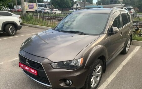 Mitsubishi Outlander III рестайлинг 3, 2011 год, 1 499 000 рублей, 1 фотография