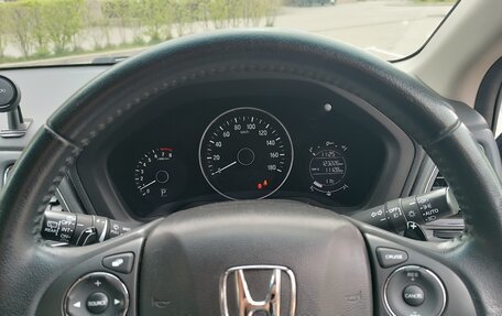 Honda Vezel, 2014 год, 1 430 000 рублей, 11 фотография