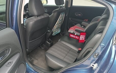 Honda Vezel, 2014 год, 1 430 000 рублей, 24 фотография