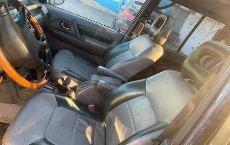 Mitsubishi Pajero III рестайлинг, 1986 год, 900 000 рублей, 9 фотография