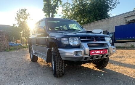 Mitsubishi Pajero III рестайлинг, 1986 год, 900 000 рублей, 2 фотография