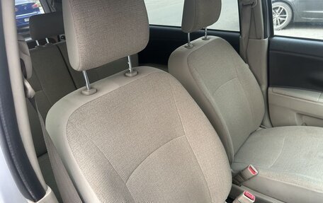 Toyota Passo Sette, 2009 год, 780 000 рублей, 2 фотография