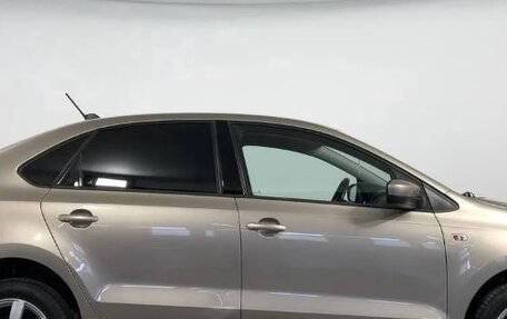 Volkswagen Polo VI (EU Market), 2017 год, 1 050 000 рублей, 2 фотография