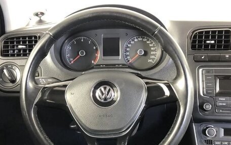 Volkswagen Polo VI (EU Market), 2017 год, 1 050 000 рублей, 6 фотография