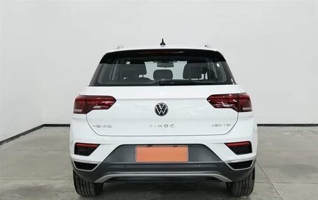 Volkswagen T-Roc I, 2022 год, 1 215 000 рублей, 4 фотография