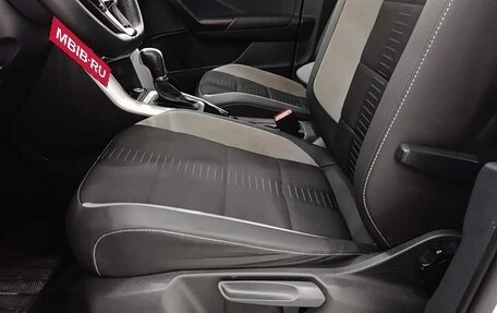 Volkswagen T-Roc I, 2022 год, 1 215 000 рублей, 17 фотография
