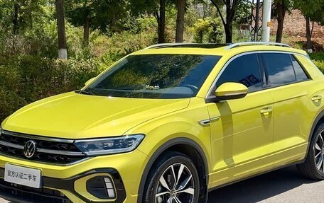 Volkswagen T-Roc I, 2023 год, 2 926 000 рублей, 3 фотография