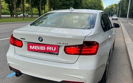 BMW 3 серия, 2014 год, 1 880 000 рублей, 11 фотография