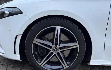 Mercedes-Benz A-Класс, 2022 год, 1 830 000 рублей, 4 фотография