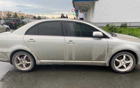 Toyota Avensis III рестайлинг, 2006 год, 750 000 рублей, 3 фотография