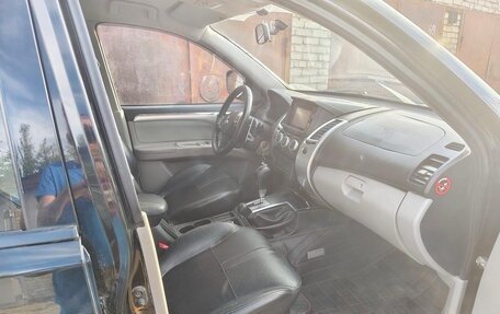 Mitsubishi Pajero Sport II рестайлинг, 2012 год, 1 450 000 рублей, 3 фотография
