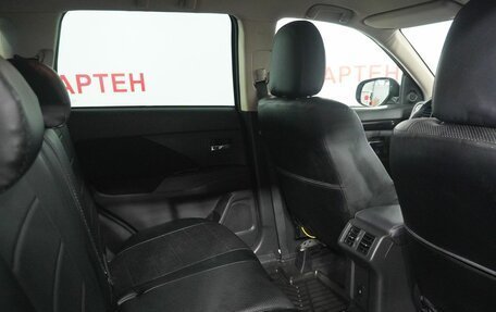 Mitsubishi Outlander III рестайлинг 3, 2022 год, 2 692 000 рублей, 11 фотография