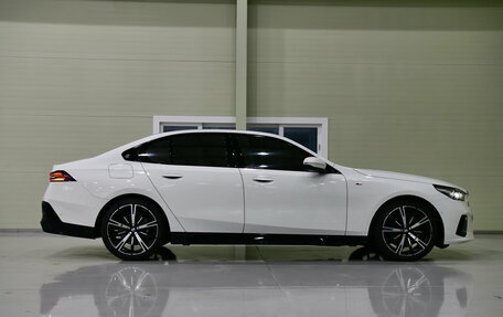 BMW 5 серия, 2024 год, 7 300 000 рублей, 8 фотография