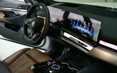 BMW 5 серия, 2024 год, 7 300 000 рублей, 38 фотография