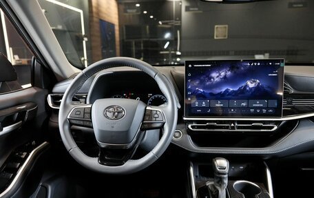 Toyota Highlander, 2026 год, 6 650 000 рублей, 30 фотография