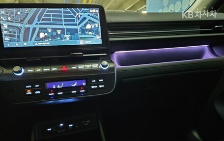 Hyundai Kona, 2023 год, 1 980 000 рублей, 14 фотография