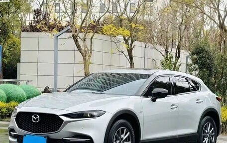 Mazda CX-4, 2022 год, 1 850 000 рублей, 2 фотография