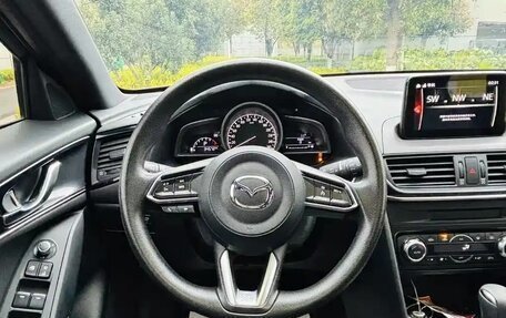 Mazda CX-4, 2022 год, 1 850 000 рублей, 9 фотография