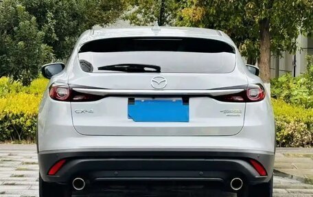 Mazda CX-4, 2022 год, 1 850 000 рублей, 8 фотография