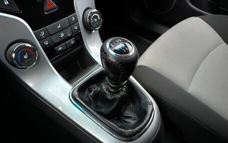 Chevrolet Cruze II, 2013 год, 777 777 рублей, 13 фотография