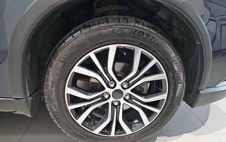 Mitsubishi Outlander III рестайлинг 3, 2018 год, 2 499 000 рублей, 21 фотография