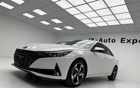 Hyundai Elantra, 2023 год, 1 102 000 рублей, 4 фотография