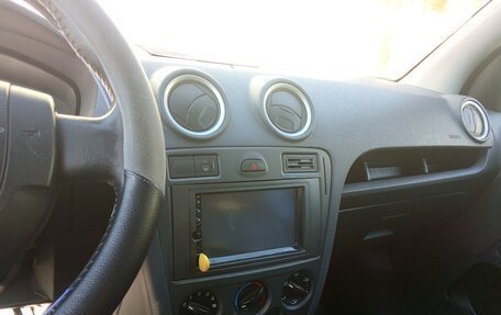 Ford Fusion I, 2008 год, 450 000 рублей, 7 фотография