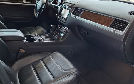 Volkswagen Touareg III, 2014 год, 2 470 000 рублей, 10 фотография