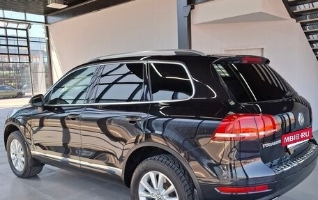 Volkswagen Touareg III, 2014 год, 2 470 000 рублей, 4 фотография