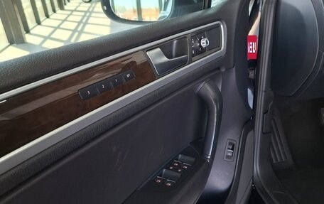 Volkswagen Touareg III, 2014 год, 2 470 000 рублей, 9 фотография