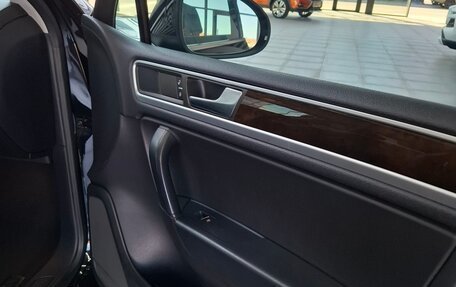 Volkswagen Touareg III, 2014 год, 2 470 000 рублей, 11 фотография