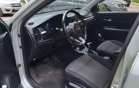KIA Rio IV, 2018 год, 1 100 000 рублей, 10 фотография