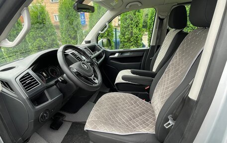 Volkswagen Caravelle T6 рестайлинг, 2016 год, 2 750 000 рублей, 11 фотография
