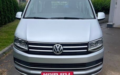 Volkswagen Caravelle T6 рестайлинг, 2016 год, 2 750 000 рублей, 7 фотография