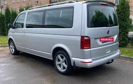 Volkswagen Caravelle T6 рестайлинг, 2016 год, 2 750 000 рублей, 2 фотография
