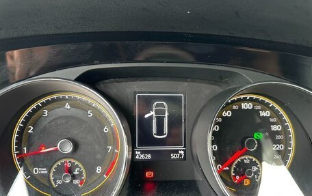 Volkswagen Touran III, 2022 год, 1 738 008 рублей, 12 фотография