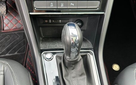 Volkswagen Touran III, 2022 год, 1 738 008 рублей, 20 фотография