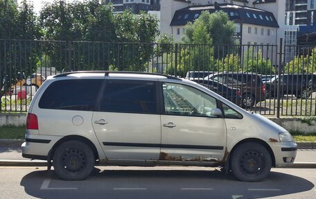 Volkswagen Sharan I рестайлинг, 2002 год, 360 000 рублей, 3 фотография