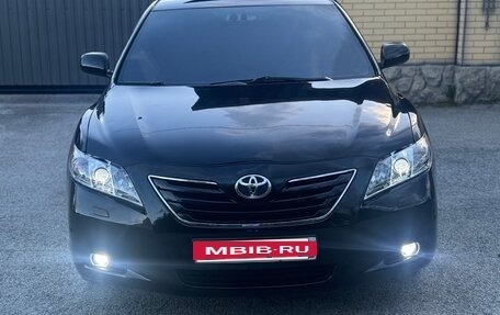 Toyota Camry, 2008 год, 999 000 рублей, 2 фотография