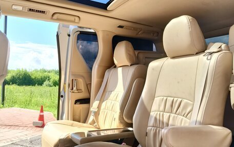 Toyota Alphard III, 2012 год, 2 350 000 рублей, 17 фотография