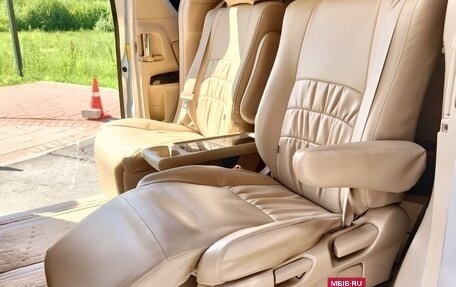 Toyota Alphard III, 2012 год, 2 350 000 рублей, 18 фотография