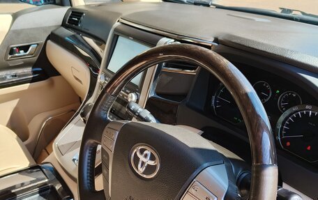 Toyota Alphard III, 2012 год, 2 350 000 рублей, 24 фотография