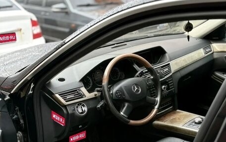 Mercedes-Benz E-Класс, 2011 год, 1 600 000 рублей, 1 фотография