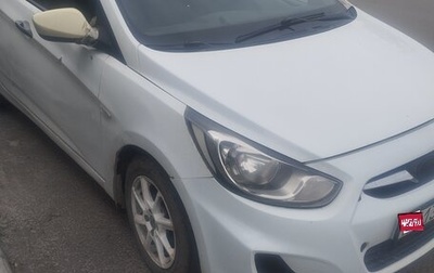 Hyundai Solaris II рестайлинг, 2013 год, 320 000 рублей, 1 фотография