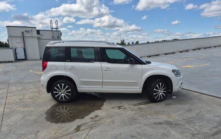 Skoda Yeti I рестайлинг, 2015 год, 1 300 000 рублей, 3 фотография