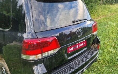 Toyota Land Cruiser 200, 2015 год, 4 700 000 рублей, 6 фотография