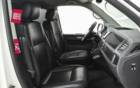 Volkswagen Caravelle T6 рестайлинг, 2015 год, 3 432 000 рублей, 8 фотография